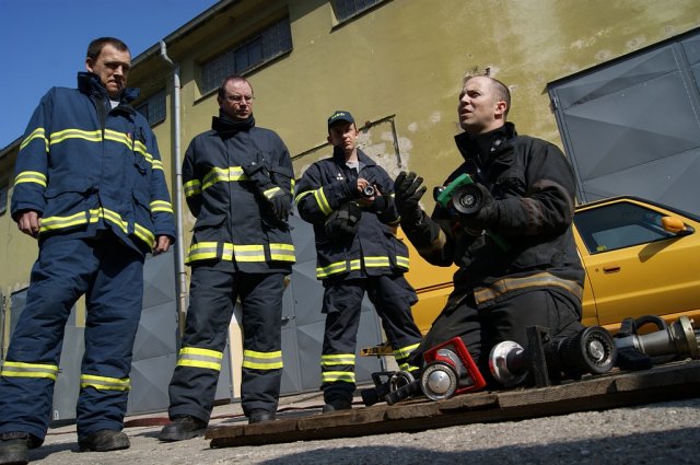 flashover-kontejner-hamry-u-prostejova 01
